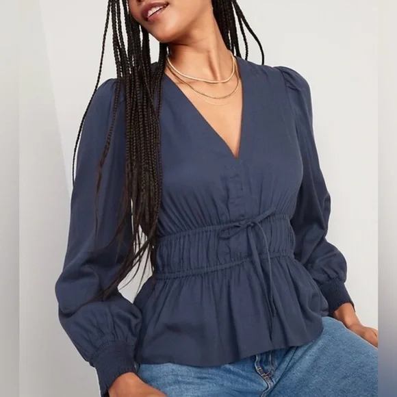 ON Navy Blue Women's Top - Picture 1 of 13